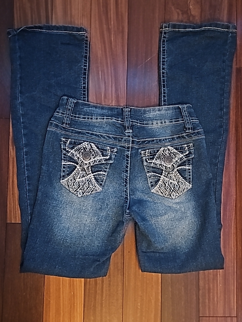 No Boundaries Dark Blue Skinny Jeans with Embroidered Back Pockets - Picture 2 of 10